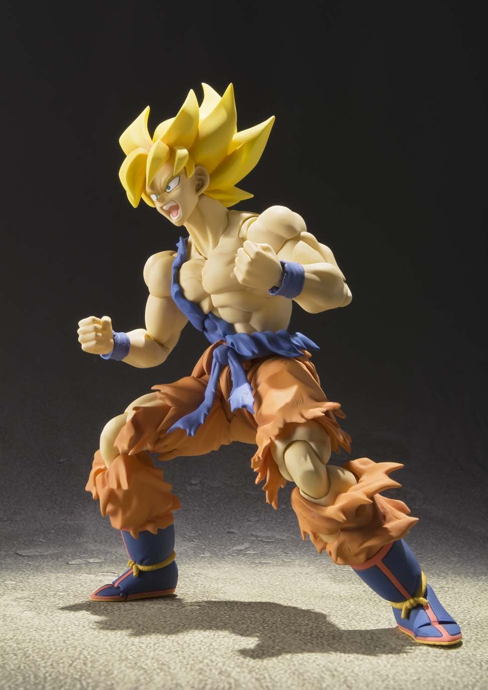 Dragon Ball Z Super Saiyan Goku SH Figuarts Action Figure